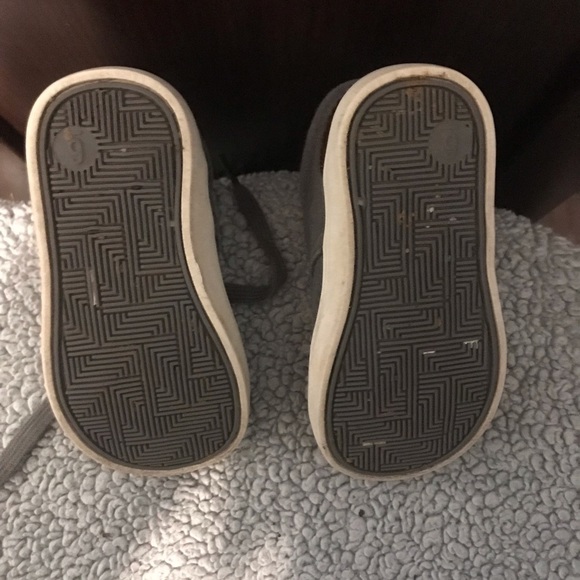 Cat and Jack toddler dress boots- size 6 - Picture 2 of 3